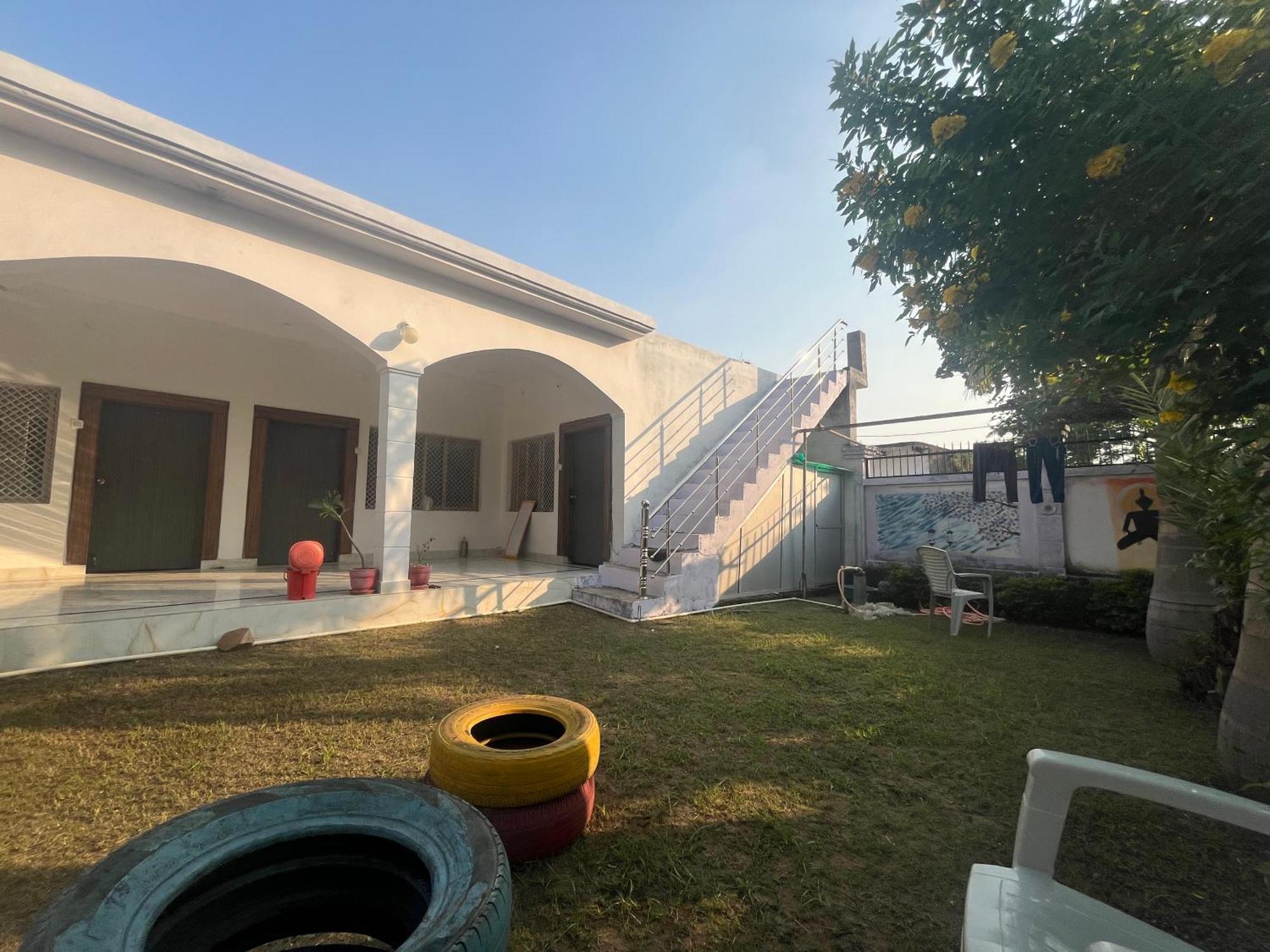 Sunrise Bed & Breakfast Khajurāho Exterior foto